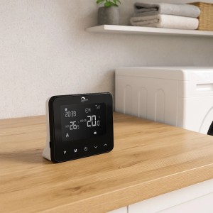 Sannover Teplora Funk Raumthermostat mit digitalem Display zur Temperaturregelung.