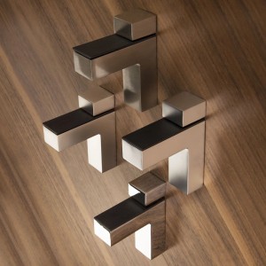 SOTECH Regalbodenträger HULK Edelstahloptik