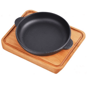 DELUKE Servierpfanne Gusseisen MODI MIT HOLZUNTERSETZER 14cm Ø Gusseiserne Grillpfanne Gusspfanne Rund für Backofen Grill