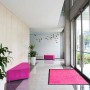 Pinke Primaflor Schmutzfangmatte Clean (60x180cm) im Eingangsbereich.