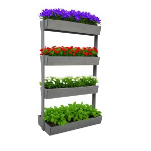 Coemo Vertikalbeet Vera aus Holz mit 4 Etagen, bepflanzt mit Blumen und Kräutern.