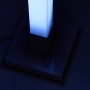 Detailaufnahme der weißen LED-Standleuchte Neele mit RGB + CCT Funktion, Design-Stehlampe.
