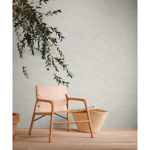 Helle Bricoflor Vliestapete mit modernem Wellenmuster in Creme. Dekorative Tapete für Wohn- und Schlafzimmer.