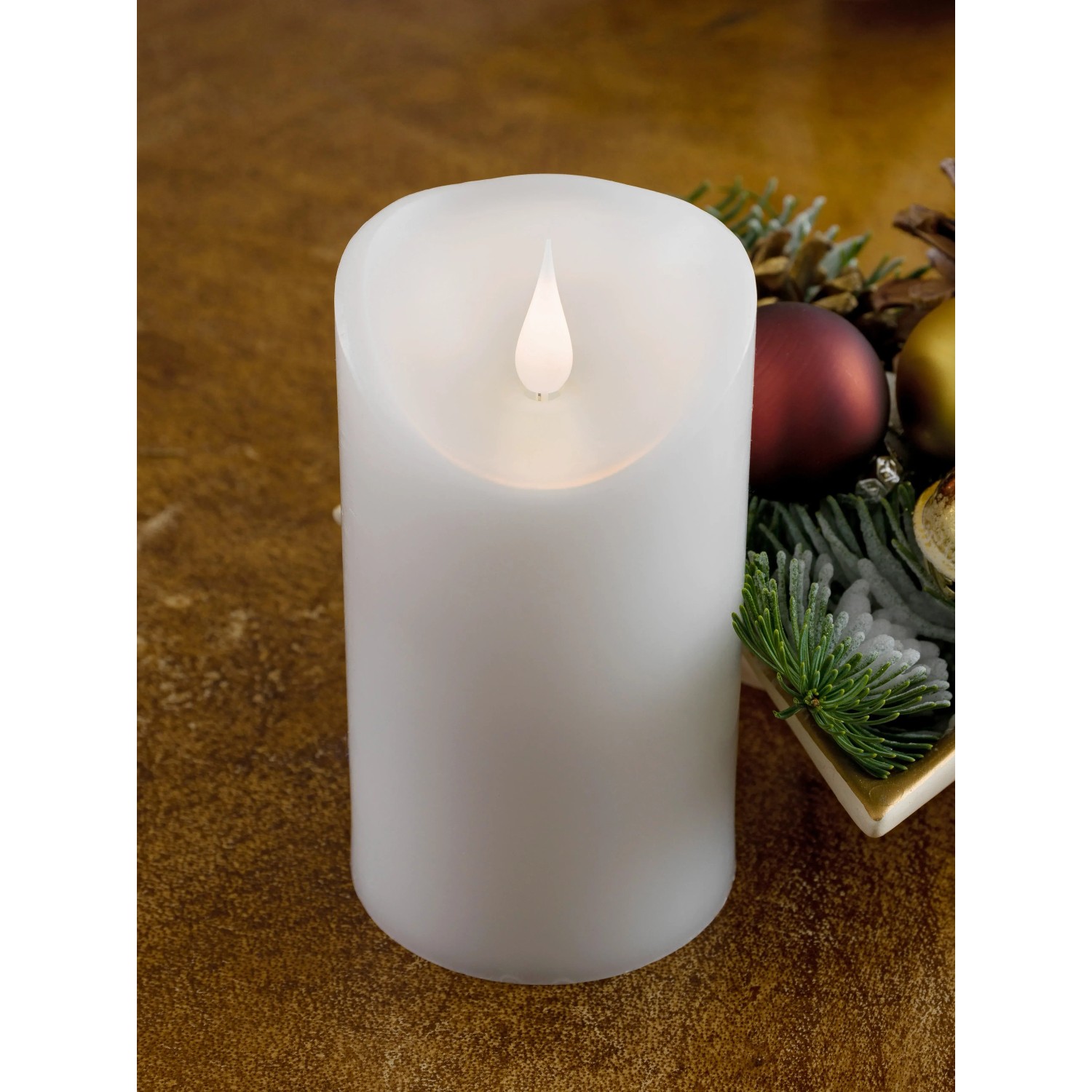Konstsmide LED Echtwachskerze Mit 3D-Flamme – Timer 4h/8h, Batteriebetrieben, Warmweiß, Inklusive Kristalle