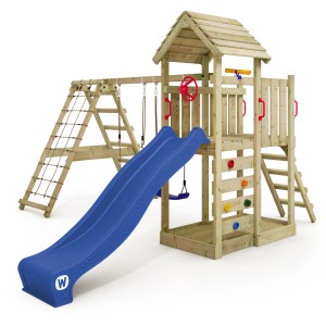 Wickey Spielturm RocketFlyer mit blauer Rutsche, Kletterwand, Schaukel und Sandkasten.