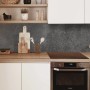 MySpotti Küchenrückwand Concrete Black, 100x60cm, grau-schwarz, als Spritzschutz in moderner Küche.