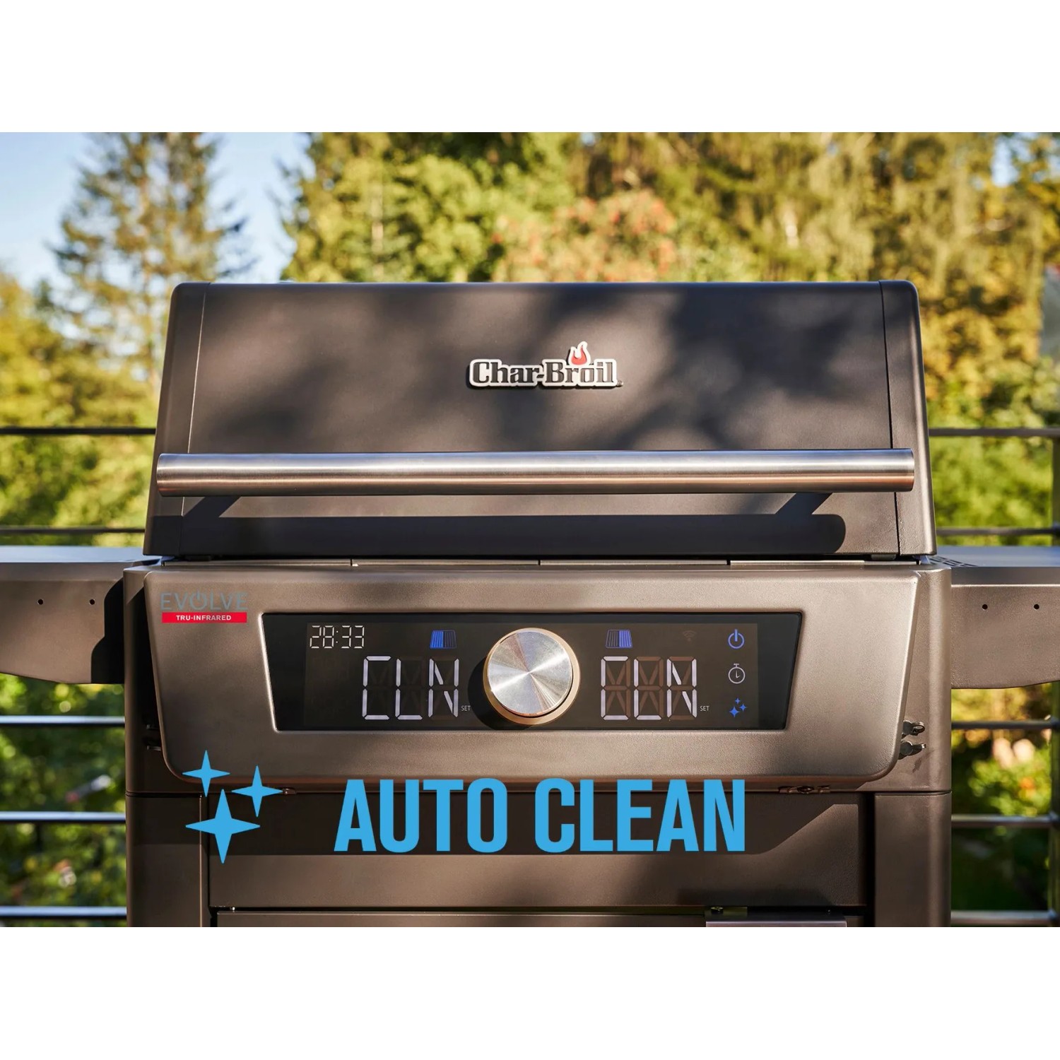 Char-Broil Evolve Elektrogrill mit App-Steuerung und Auto Clean Funktion.