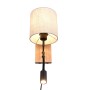 Trio LED-Wandleuchte Nilam mit Stoffschirm, Holz-Base und Lesearm. Wandlampe für Wohn- und Schlafbereich.