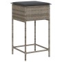 Gartenbar-Hocker aus grauem Rattan mit dunklem Kissen, Teil des 5-tlg. vidaXL Gartenmöbel Sets.