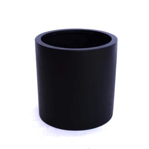 Zylindrischer, mattschwarzer Pflanzkübel aus Fiberglas, 30x30 cm.