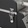 Detailaufnahme: EL Fuego Gasgrill Jesolo, schwarz-silber, mit Edelstahl-Elementen und Verschluss.