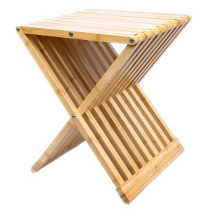 Klappbarer Badhocker aus Bambus (FSC®) von Schulte, ideal für kleine Bäder.