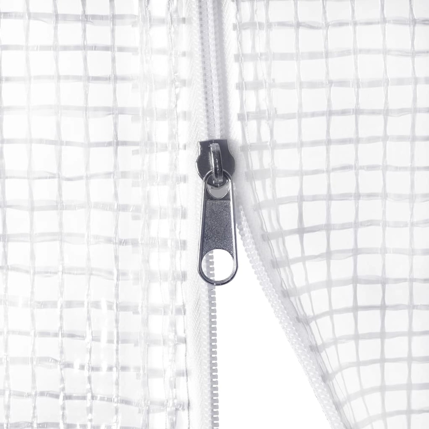 Detailaufnahme: Reißverschluss am weißen furnicato Gewächshaus mit Stahlrahmen.