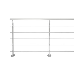 Montagefertiges Kordo Geländerset aus Aluminium mit Bodenbefestigung.