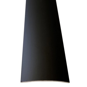 Schwarzes Döllken Übergangsprofil, selbstklebend, 30x5x1000 mm, für saubere Bodenübergänge.