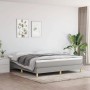Helles Boxspringbett 160x200 cm mit Matratze, hellgrauer Stoffbezug, Holzfüße. Kategorie: Betten.