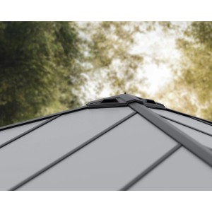 Detailaufnahme des grauen Palram Canopia Colorado Carport Dachs mit Polycarbonatplatten.