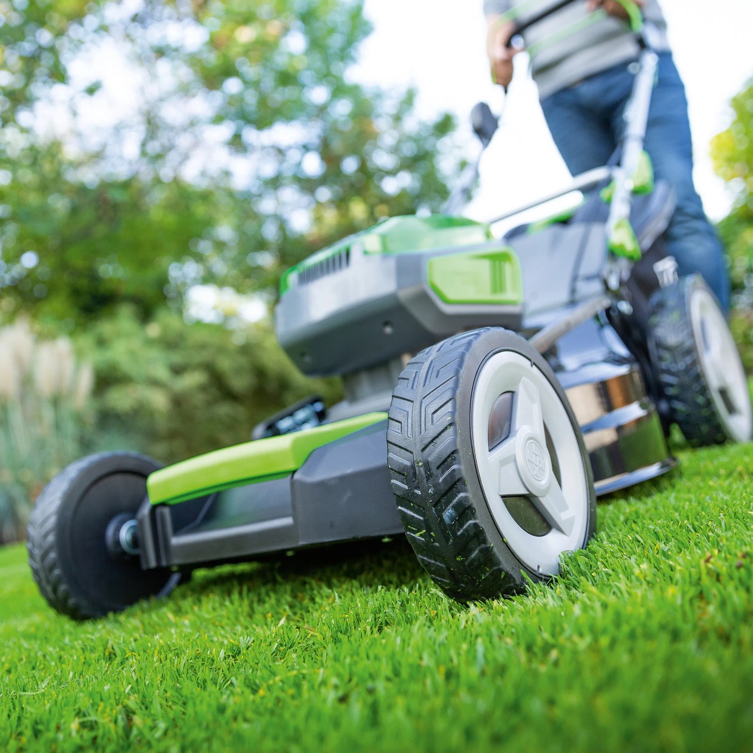 LUX 40V AkkuRasenmäher 1 PowerSystem ARM2x 20/46 Set 2x 20V Akkus