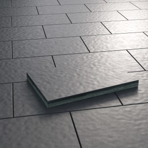 Kann Terrassenplatte Sincera Anthrazit, 60x40 cm, auf verlegter Fläche mit Detailansicht der Kante.