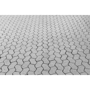 Graue Pflastersteine, behandelt mit Ultrament Betonlasur Pflaster Frisch Grau.