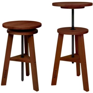 Artina Arles Malhocker Nussbaum, höhenverstellbar, aus Buchenholz für Künstlerbedarf.