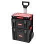 Schwarzer QBRICK Werkzeugkasten Pro mit Teleskopgriff, 19 Liter, stapelbar.