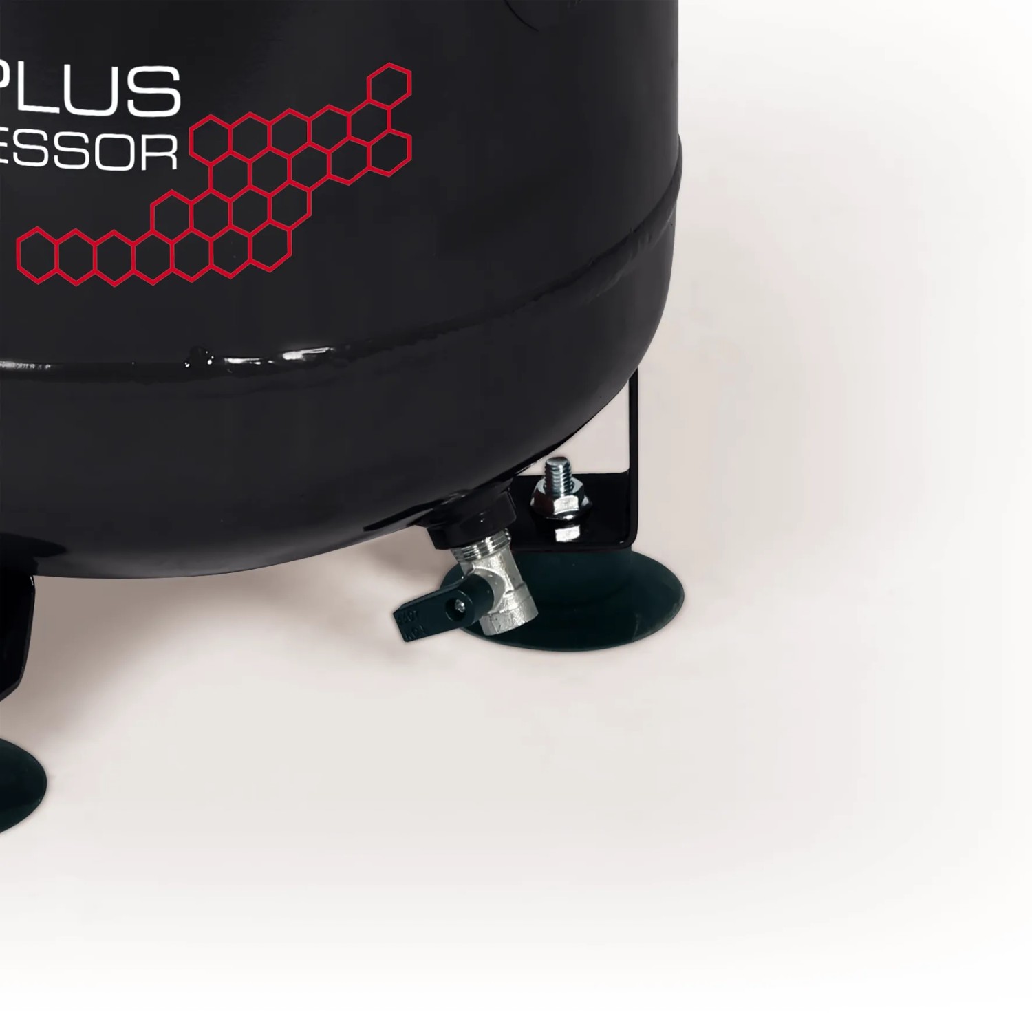 Detailaufnahme: Schwarzer Einhell Kompressor TE-AC 135/24 Silent Plus mit Ablasshahn und vibrationsdämpfendem Fuß.