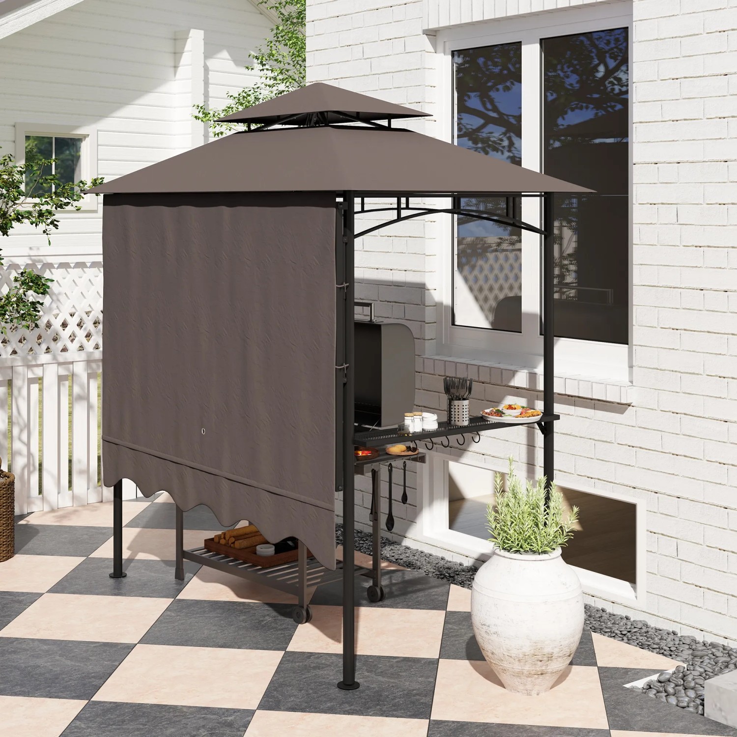 Outsunny Grillpavillon in Kaffee mit Metallgestell, Seitenteilen und Ablageflächen.