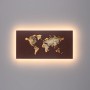 Paul Neuhaus LED-Wandleuchte Map, Rostoptik mit goldener Weltkarte, indirekte Beleuchtung.