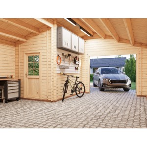 Innenansicht: Palmako Holzgarage Roger mit Holztor und Auto. Fertiggarage aus Fichtenholz.