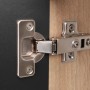 Detailaufnahme: Scharnier mit Soft-Close Funktion am Respekta Unterschrank Merle, Schwarz.