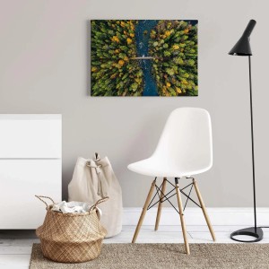 Bricoflor Leinwandbild: Wald in Finnland aus der Vogelperspektive mit Fluss und Tannenwald.