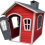 Axi Spielhaus Olaf, rot-graues Holzhaus mit Fenster, Tür und Schornstein für Kinder.