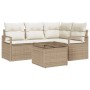Beiges 5-teiliges Garten-Sofa-Set aus Poly Rattan mit Tisch und Polstern.