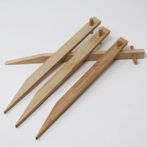 Aquagart Erdanker: Holz-Bodenanker aus Buchenholz für Teichfolien und Uferbefestigung.