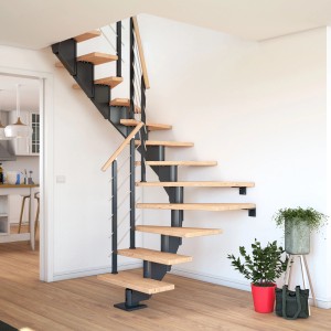 Dolle Mittelholmtreppe Hamburg, Eiche weiß/anthrazit, 1/2 gewendelt, mit Geländer.