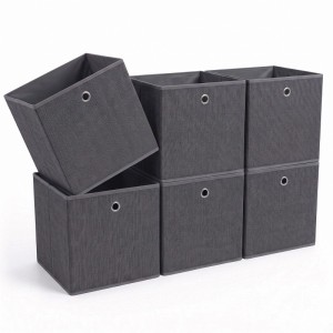 Sechs dunkelgraue Stoffboxen (33x33x33 cm) mit Metallösen für Schrank & Regal. Faltbare Aufbewahrungsboxen im 6er Set.