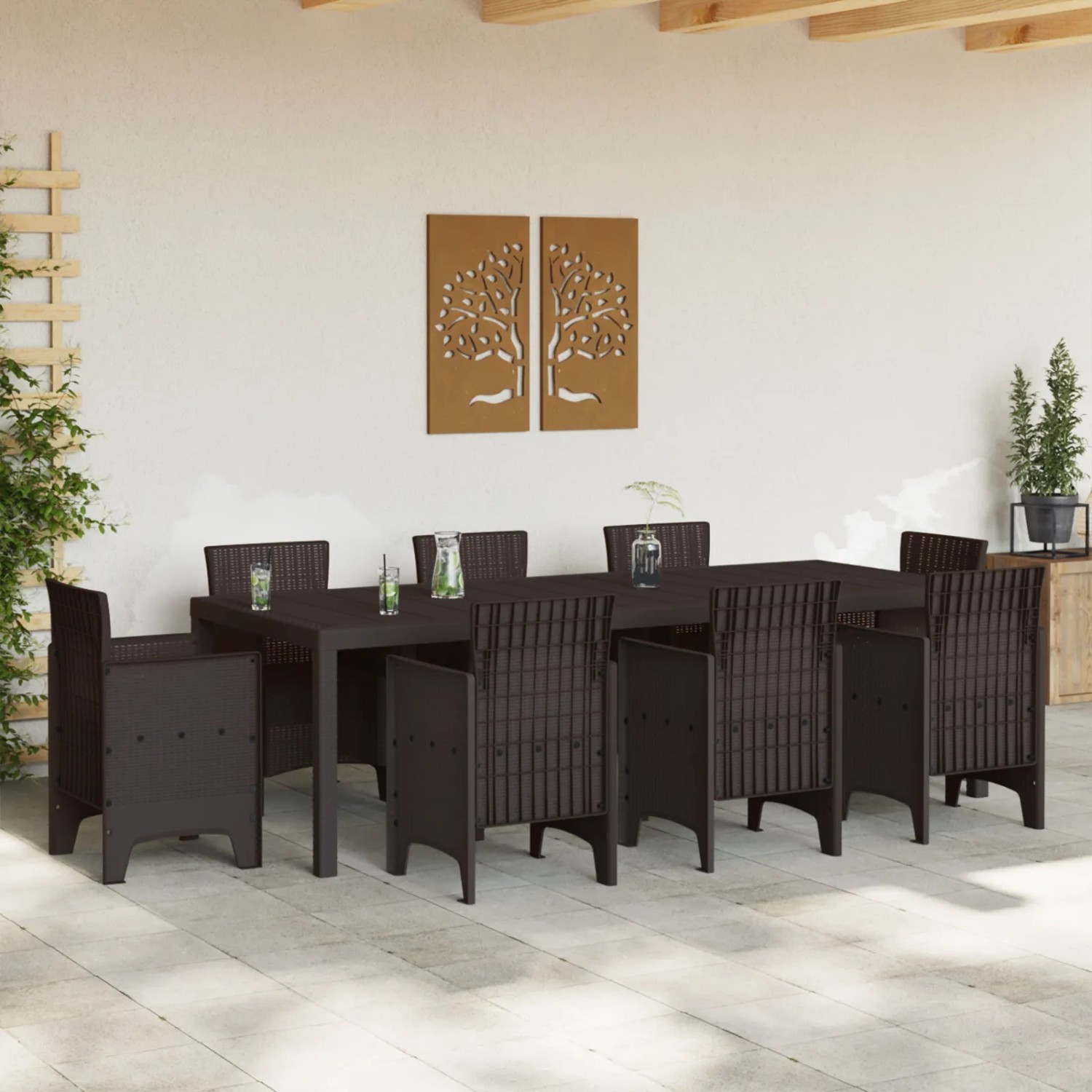 Brauner vidaXL Gartentisch (250x100x73 cm) aus Poly Rattan mit Stühlen für 8 Personen.