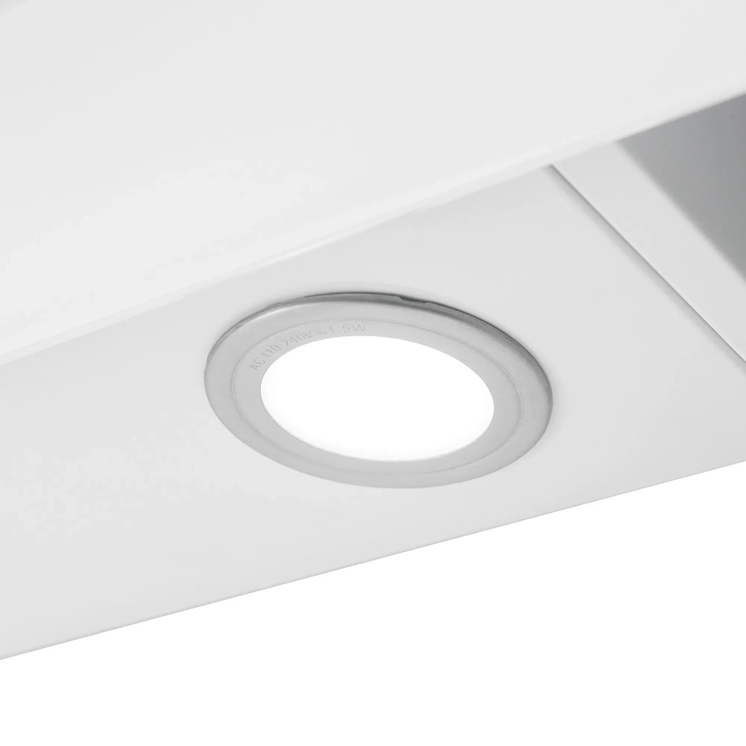 Detailaufnahme: LED-Beleuchtung der weißen Respekta Kopffrei Dunstabzugshaube, 90 cm.