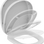 Weißer Ideal Standard Connect WC-Sitz mit Softclosing Funktion in verschiedenen Öffnungswinkeln.