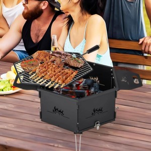 COSTWAY Holzkohlegrill mit drehbarem Grillrost und Feuerschale im Einsatz mit Grillgut.