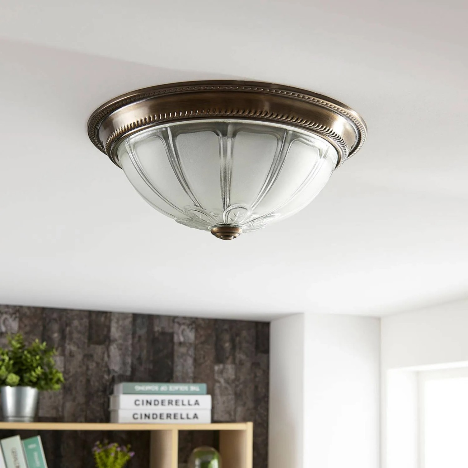 Dimmbare LED Deckenleuchte Henja in Bronze/Glas, Retro Vintage Design für Wohnzimmer.