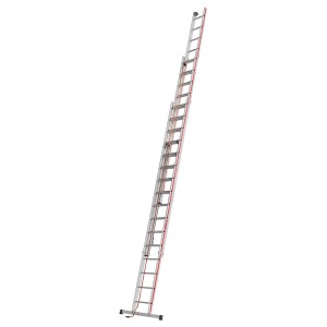 Hymer Seilzugleiter 3x16 Sprossen mit Wandlaufrollen, ausgefahren.