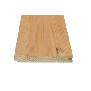 Nahaufnahme eines einzelnen, naturbelassenen elephant® Thermo Line Zaunbretts aus Holz.