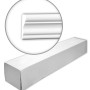Verpackung der weißen PROFHOME Wand- und Friesleisten (32 Stück, 64 m) mit Detailansicht der Zierleiste.