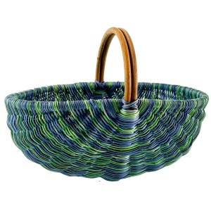 Blau-grüner Kobolo Einkaufskorb aus Rattan mit Holzgriff, geflochten, 50x35x37 cm.