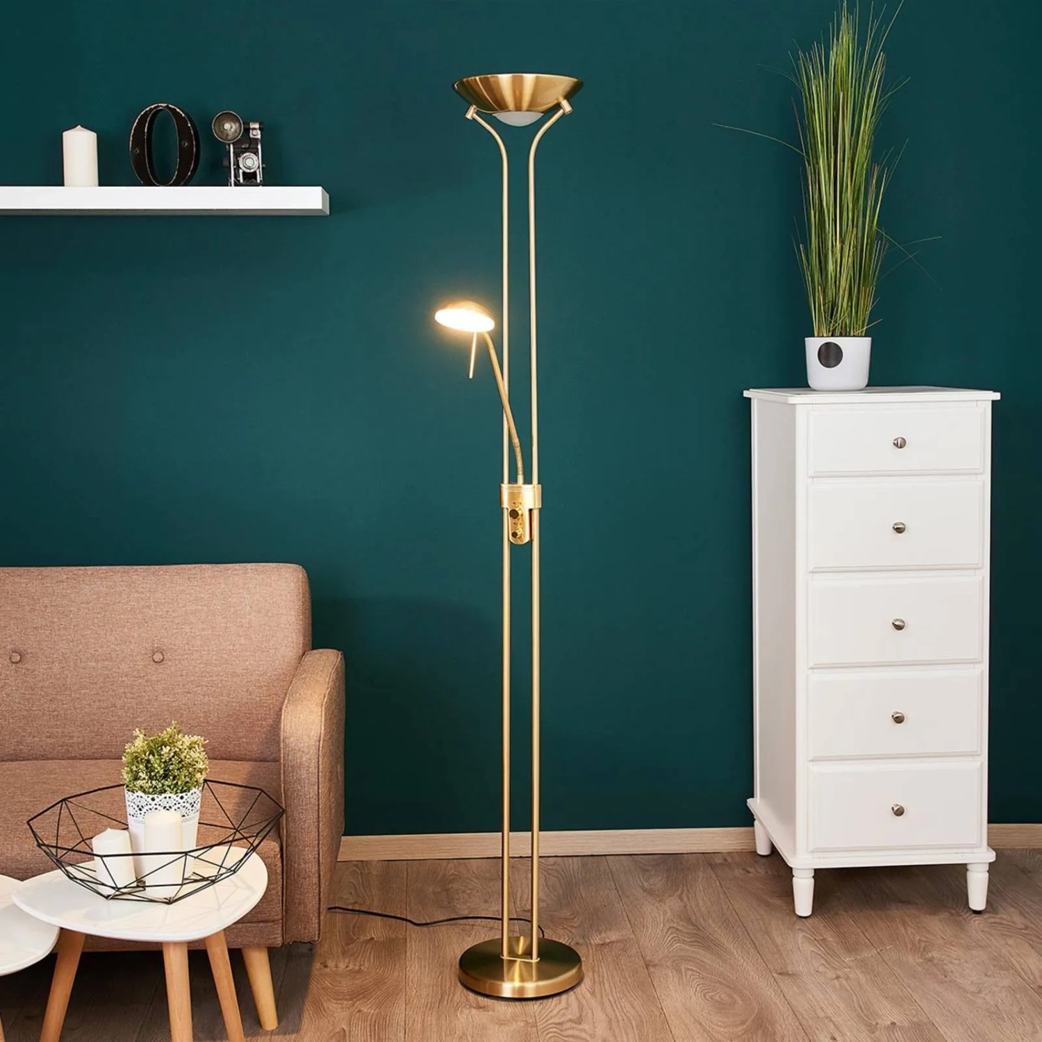 Lindby LED Stehlampe Josefin 9945234 Dimmbar Modern in Gold Messing aus Metall 2-flammig Wohnzimmerleuchte_5