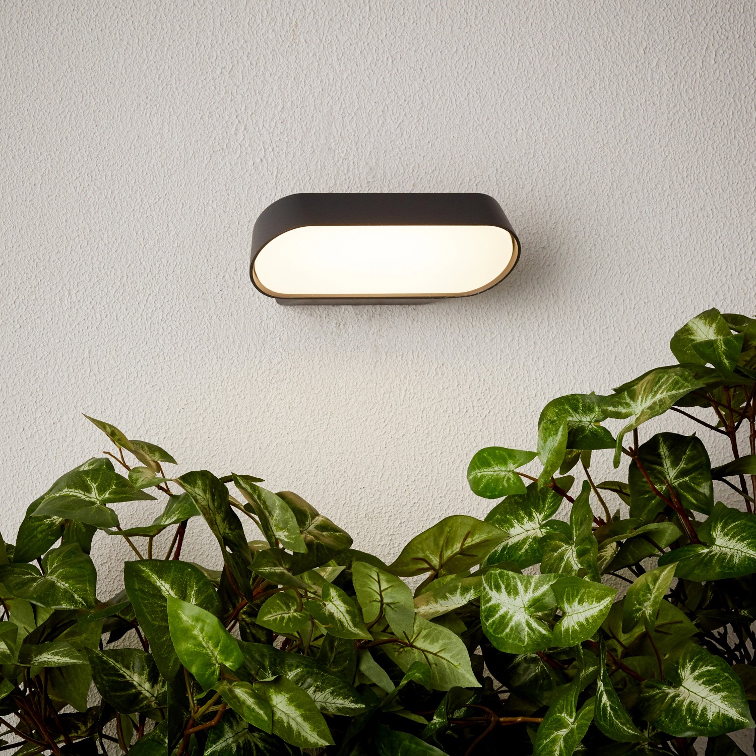 Brilliant LED-Außenwandleuchte Samira Schwarz matt 6 cm x 18 cm x 12 cm  kaufen bei OBI
