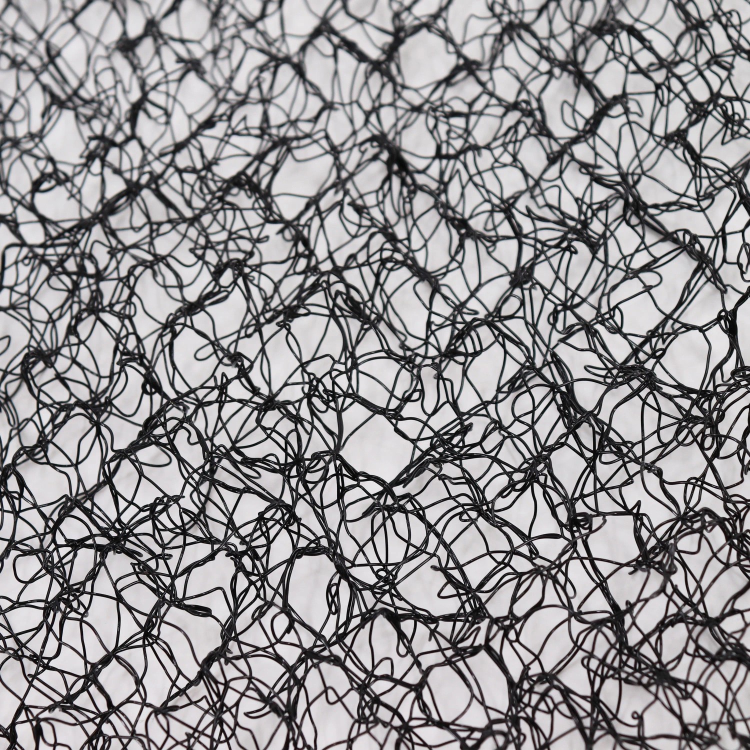Schwarze Aquagart Böschungsmatte/Ufermatte (20mm stark) für Teichbepflanzung.