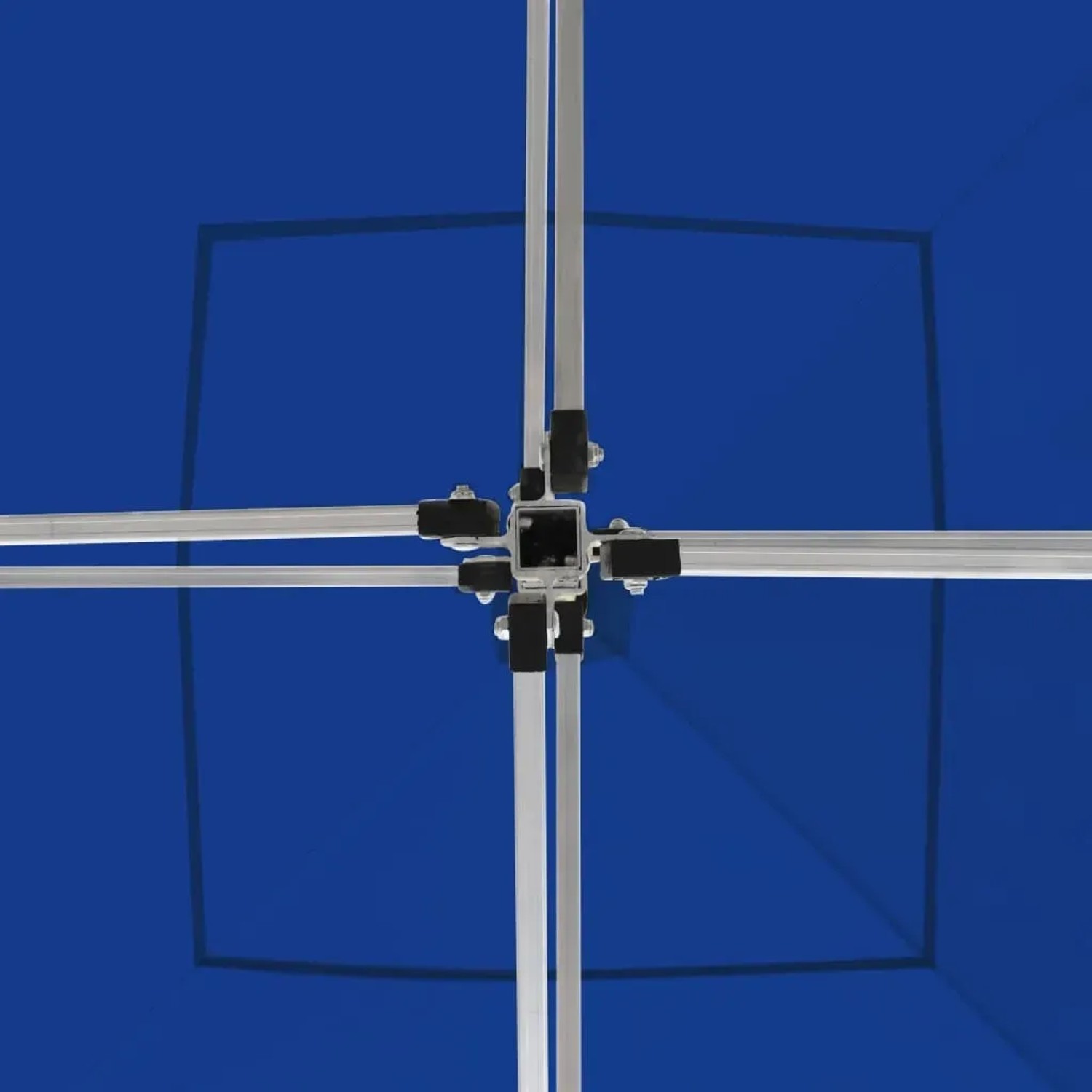 Detailaufnahme: Blaue vidaXL Faltbares Partyzelt 2x2m, Aluminiumrahmen und Stoffdach.